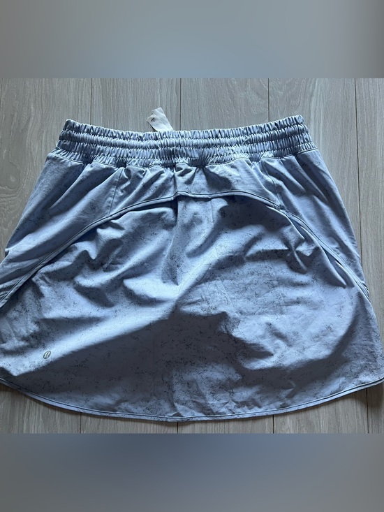 lululemon athletica Dresses & Skirts - Lululemon Hotty Hot HR Skirt Gravel Dust Pastel Blue Multi / Pastel Blue Size 12